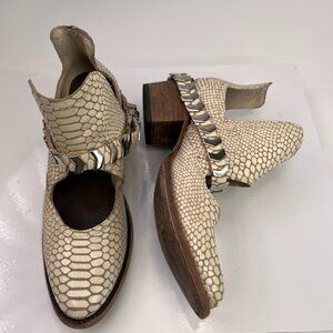 FreeBird Bootie Women 8 Blade Leather Heel Snake Embossed Harness Party Core Ex